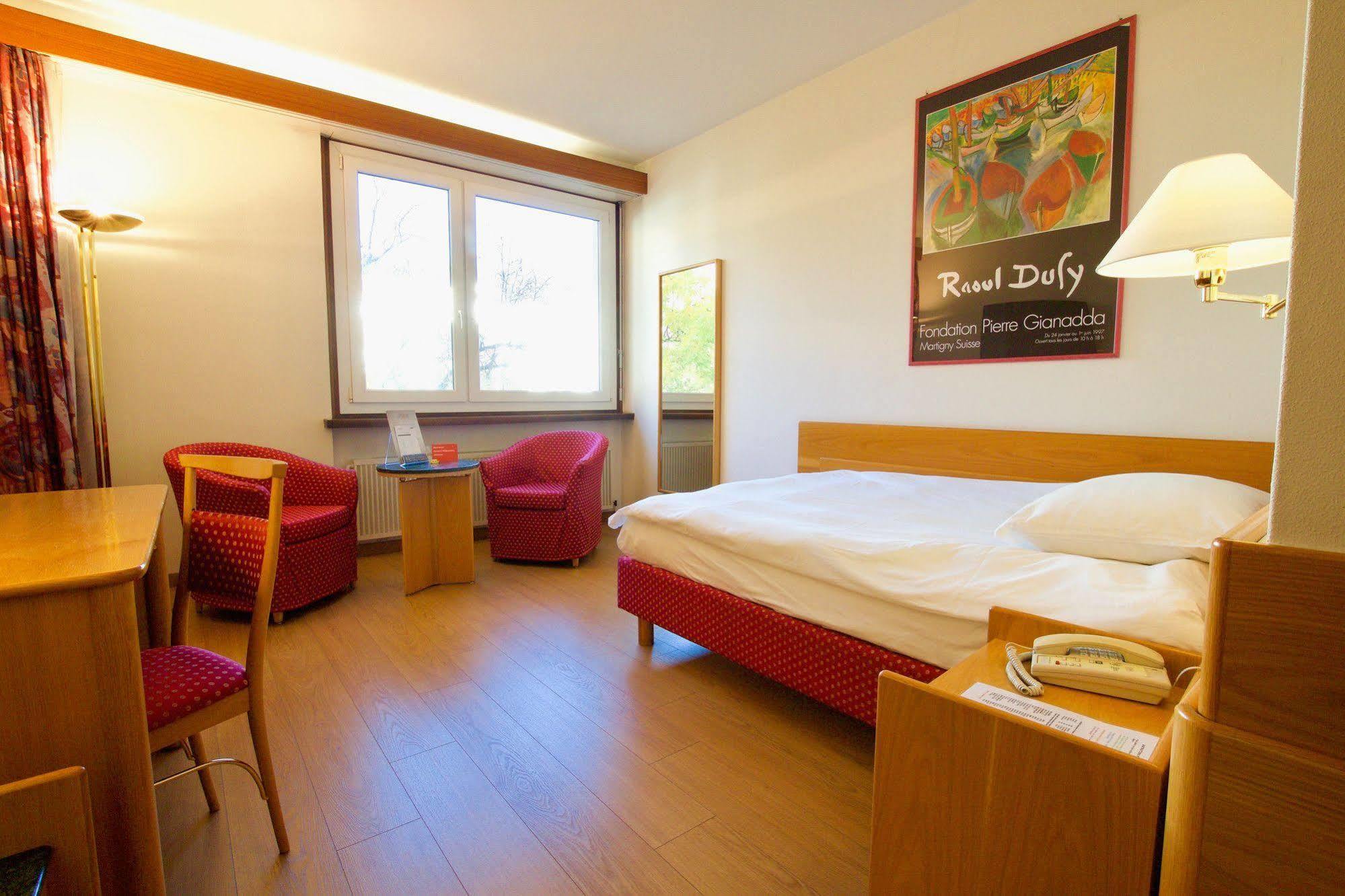 Hôtel du Rhône Sion Ngoại thất bức ảnh