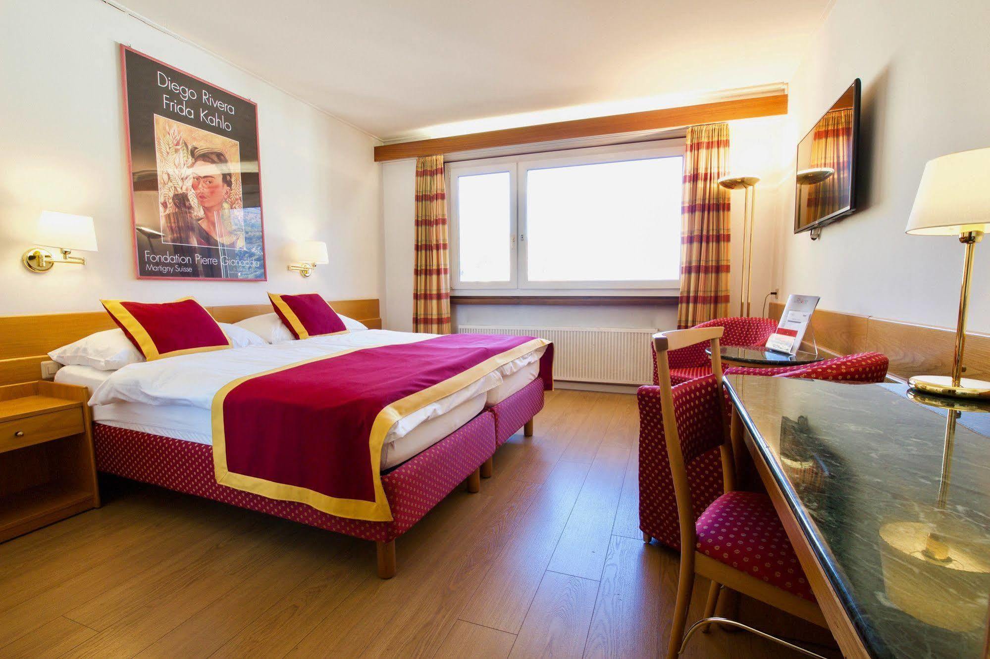 Hôtel du Rhône Sion Ngoại thất bức ảnh
