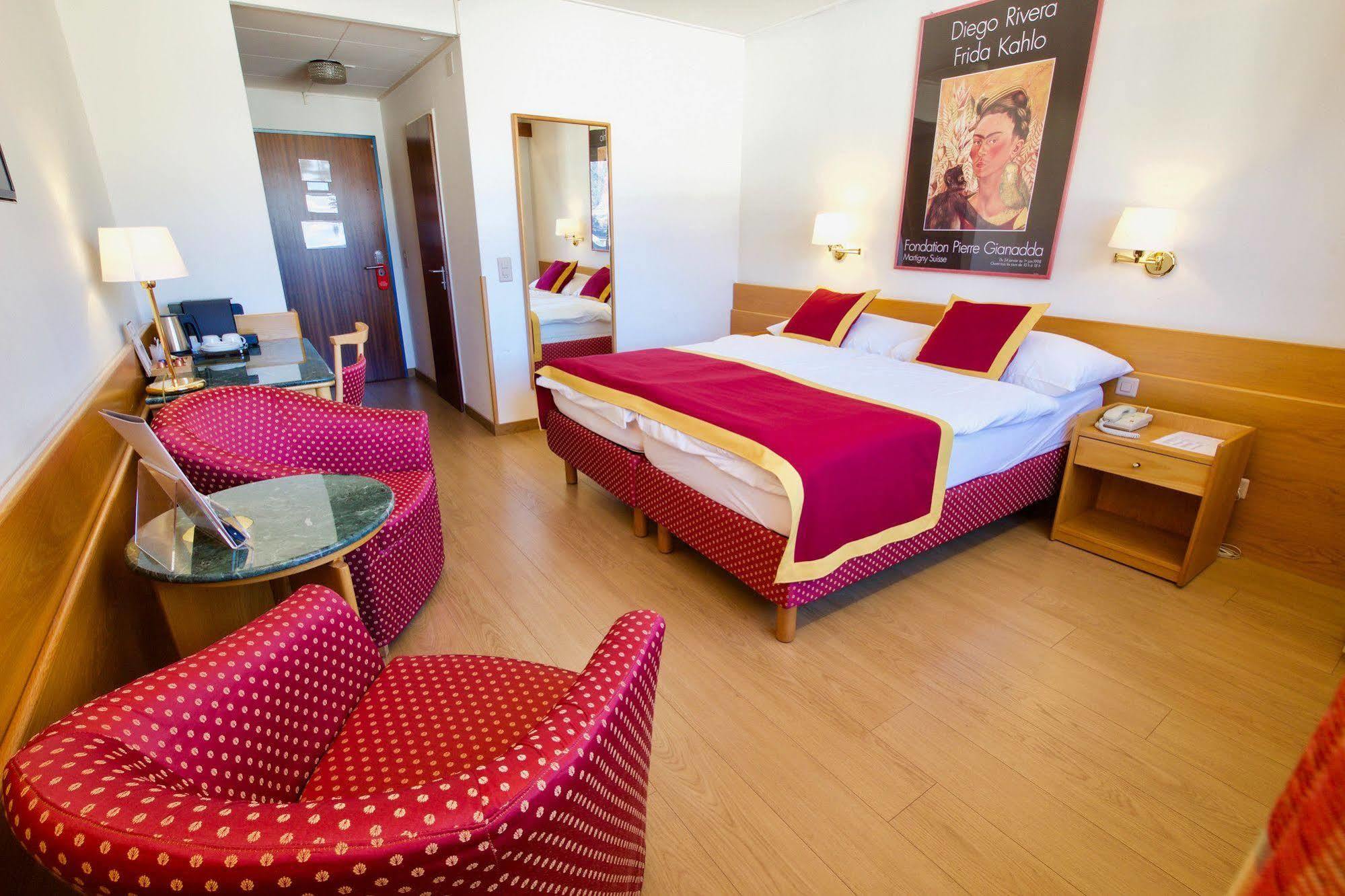 Hôtel du Rhône Sion Ngoại thất bức ảnh